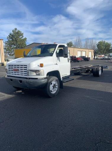 Used 2008 26 ' Cab and Chassis for sale