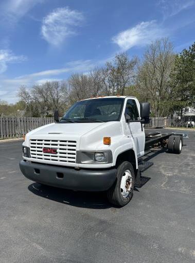 Used 2008 26 ' Cab and Chassis for sale