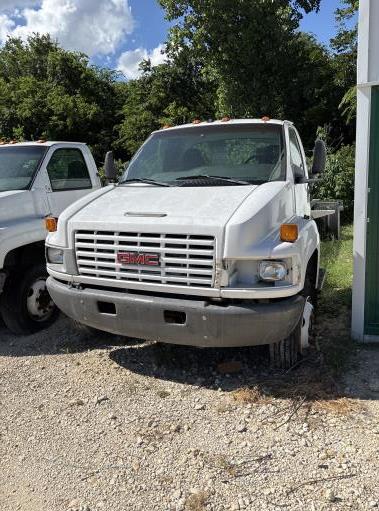 Used 2006 26 ' Cab and Chassis for sale