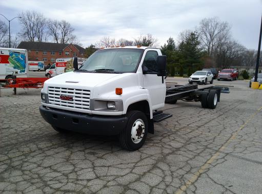 Used 2008 26 ' Cab and Chassis for sale