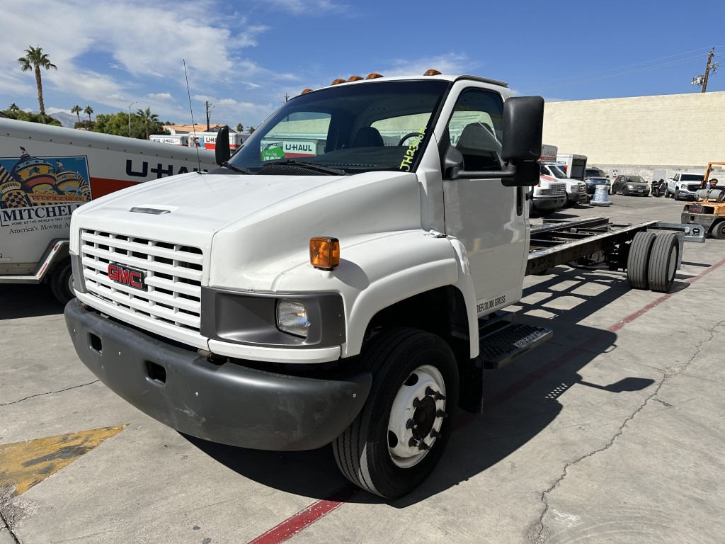 Used 2007 26 ' Cab and Chassis for sale