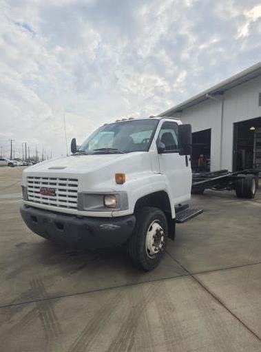 Used 2008 26 ' Cab and Chassis for sale