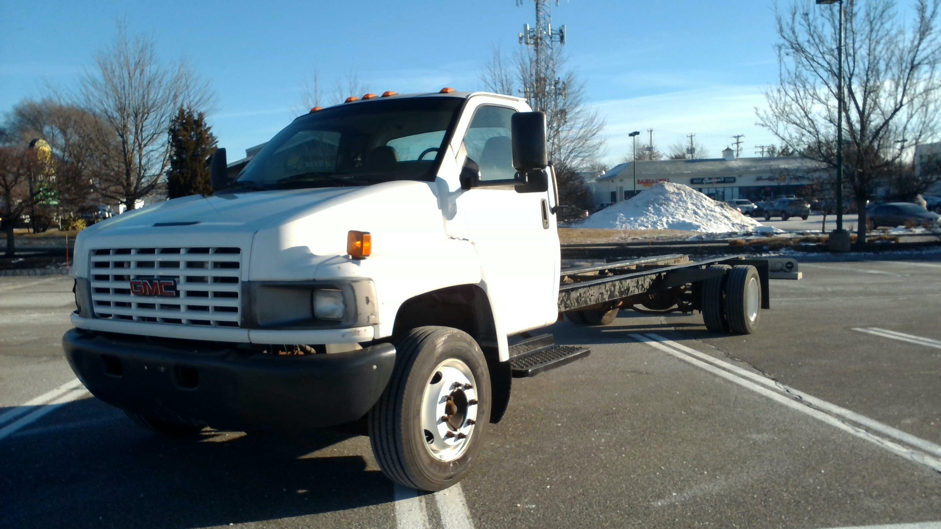 Used 2008 26 ' Cab and Chassis for sale