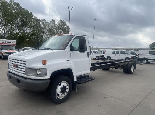 Used 2008 26 ' Cab and Chassis for sale