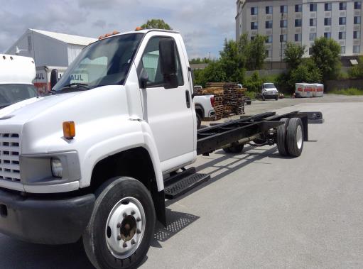 Used 2007 26 ' Cab and Chassis for sale
