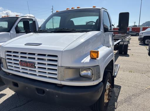 Used 2008 26 ' Cab and Chassis for sale