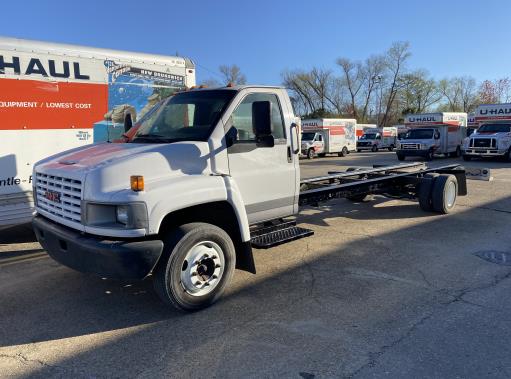 Used 2006 26 ' Cab and Chassis for sale