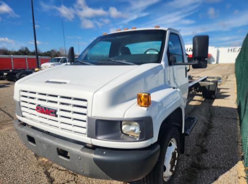 Used 2007 26 ' Cab and Chassis for sale