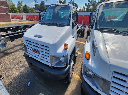 Used 2007 26 ' Cab and Chassis for sale
