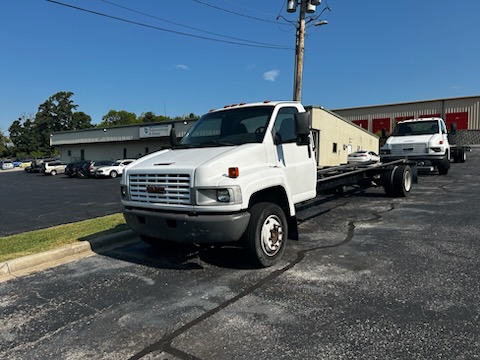 Used 2008 26 ' Cab and Chassis for sale