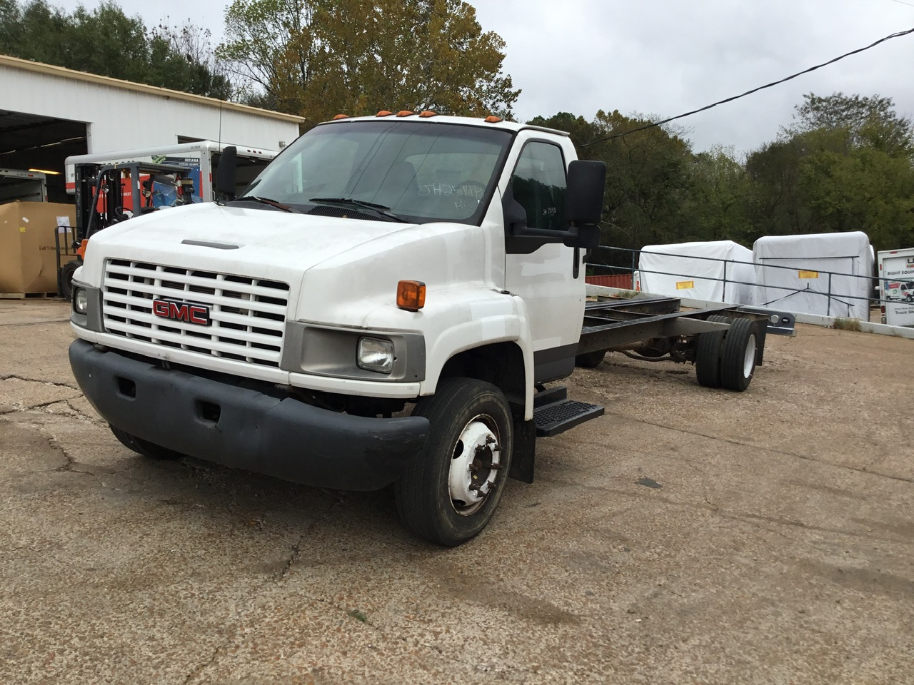 Used 2008 26 ' Cab and Chassis for sale