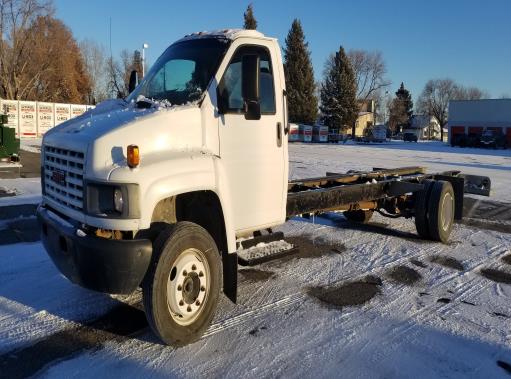 Used 2006 26 ' Cab and Chassis for sale