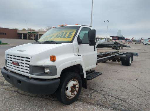 Used 2008 26 ' Cab and Chassis for sale