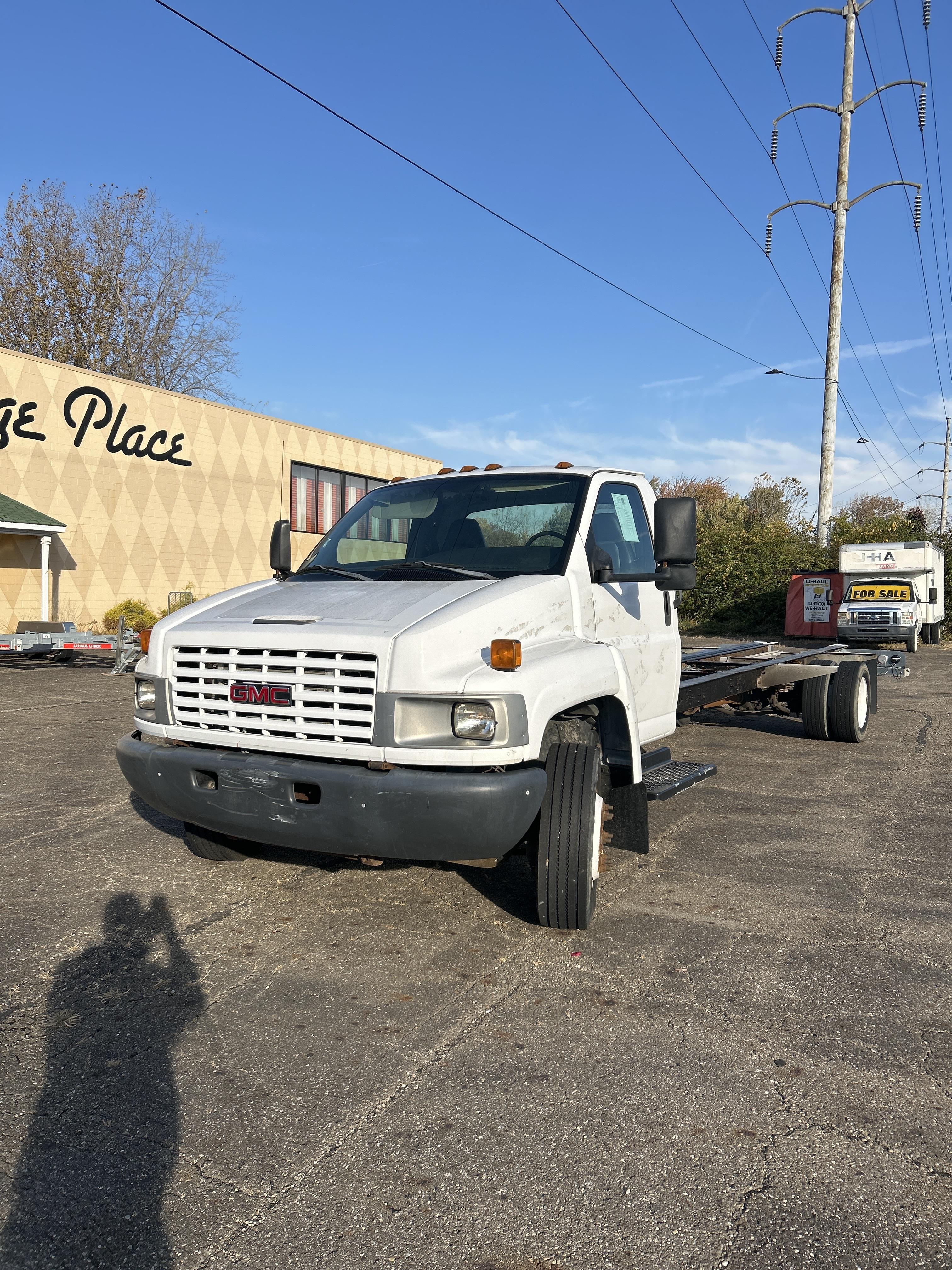 Used 2007 26 ' Cab and Chassis for sale