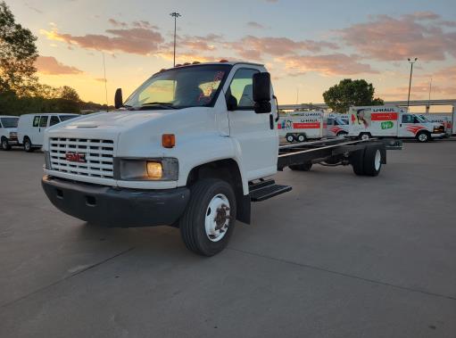 Used 2008 26 ' Cab and Chassis for sale