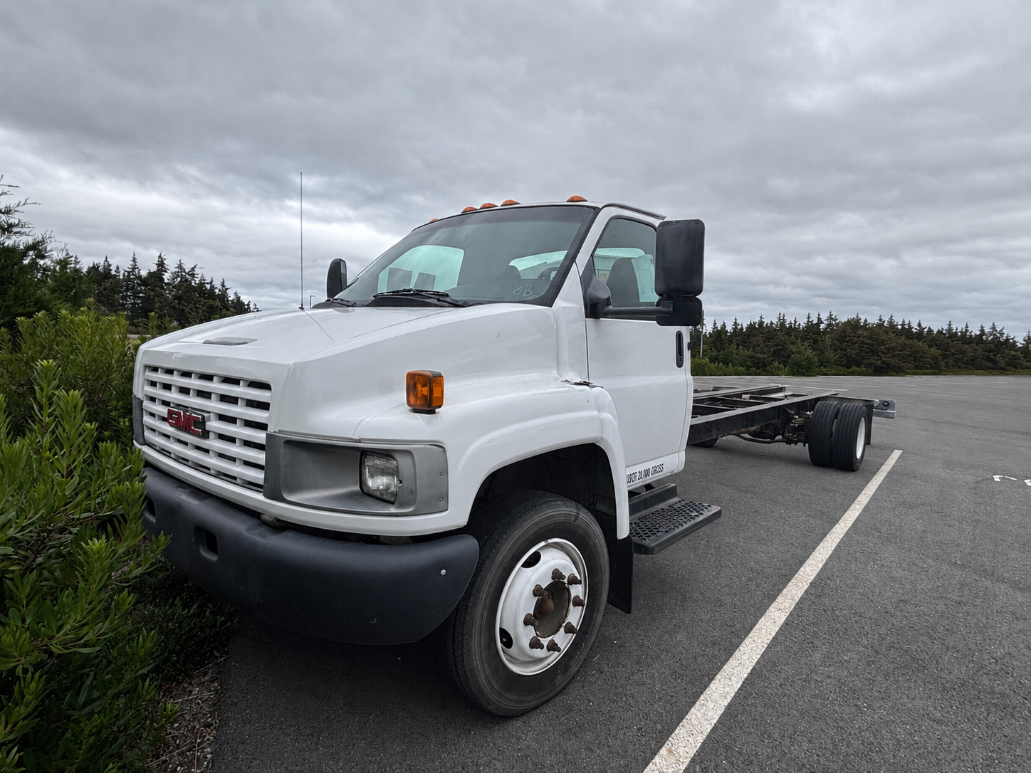 Used 2008 26 ' Cab and Chassis for sale
