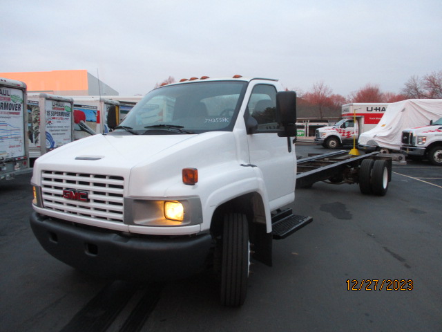 Used 2005 26 ' Cab and Chassis for sale