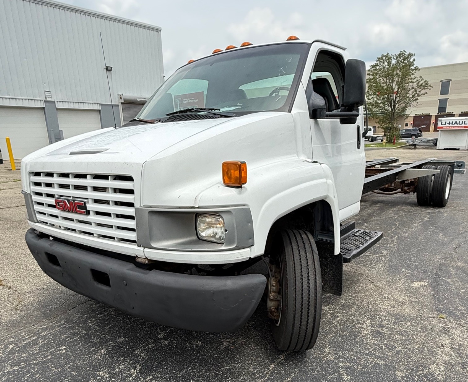 Used 2008 26 ' Cab and Chassis for sale