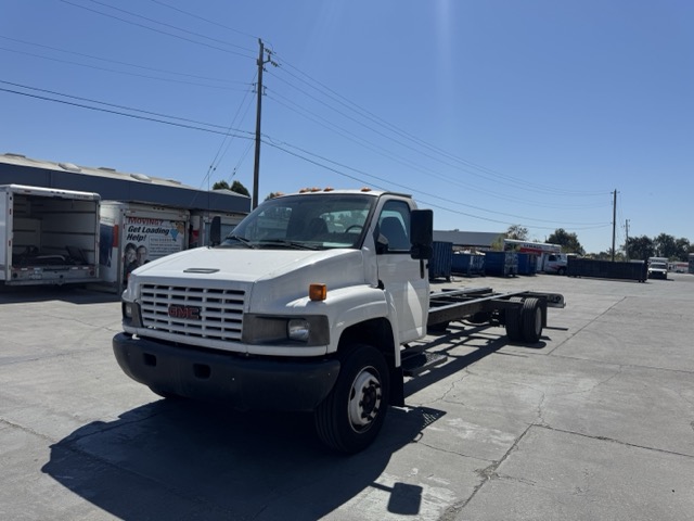 Used 2008 26 ' Cab and Chassis for sale
