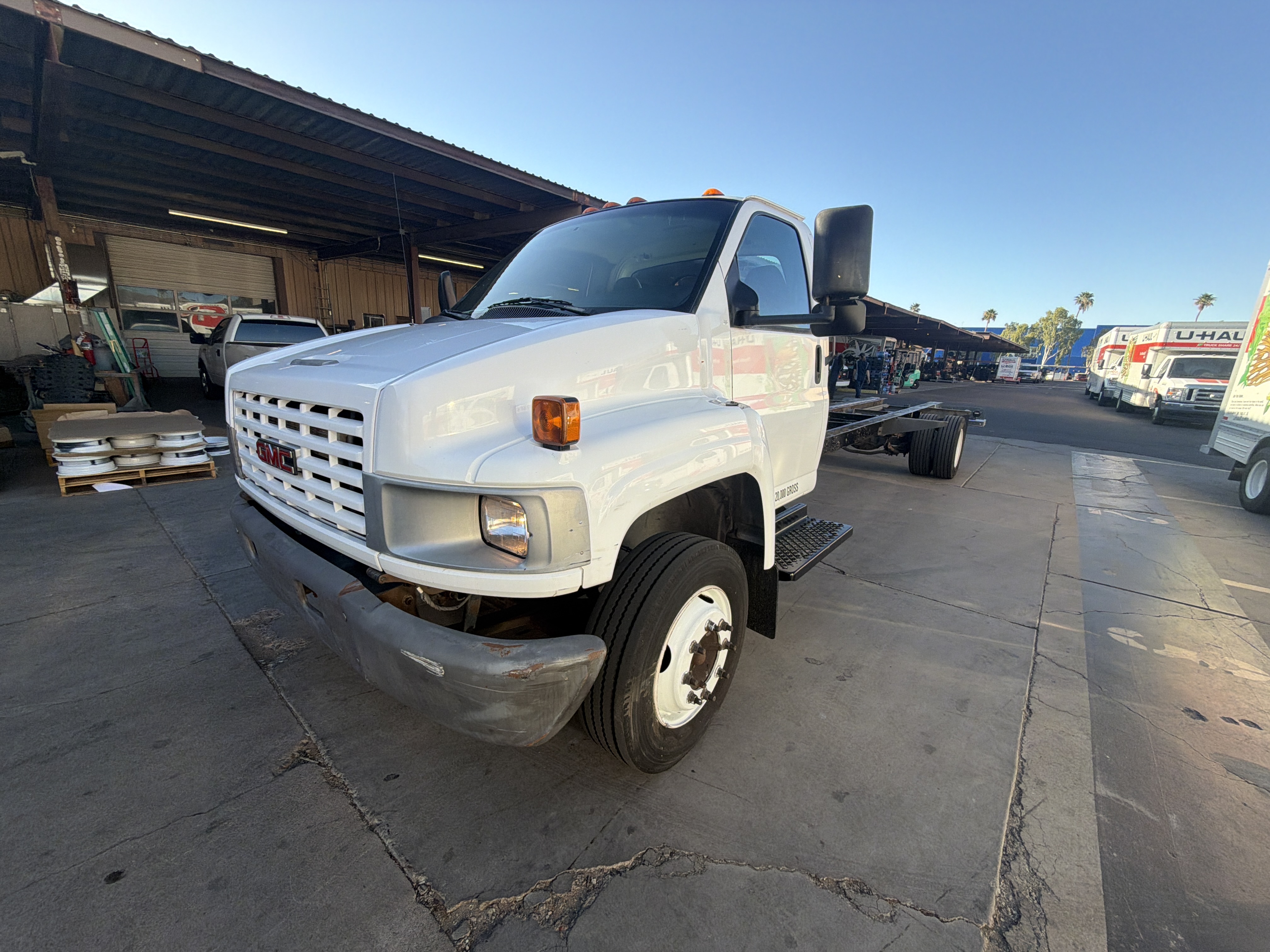 Used 2007 26 ' Cab and Chassis for sale