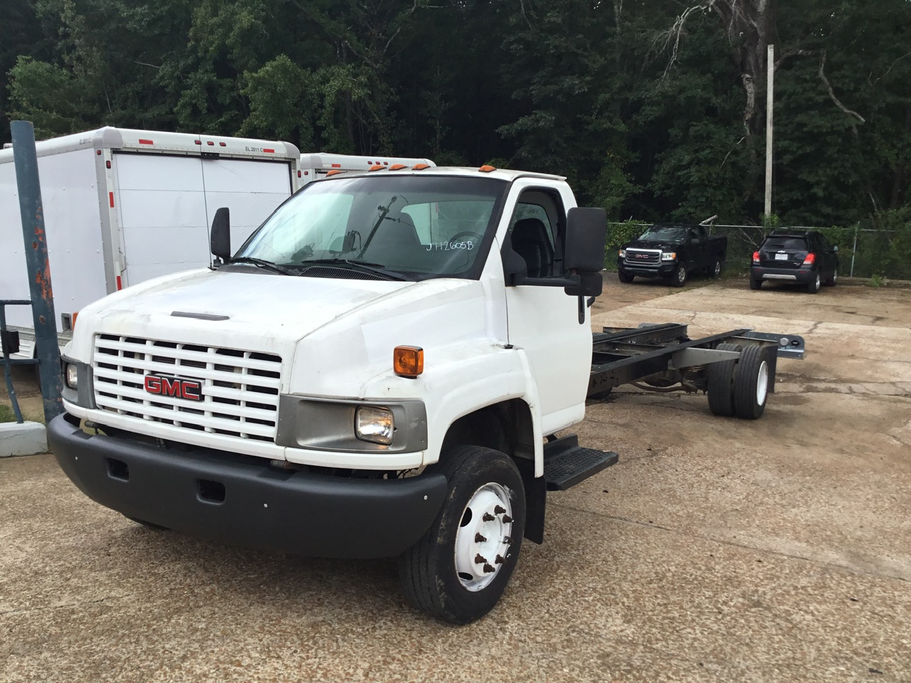 Used 2008 26 ' Cab and Chassis for sale