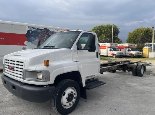 Cabina y chasis 2008 de 26 ft usados para la venta