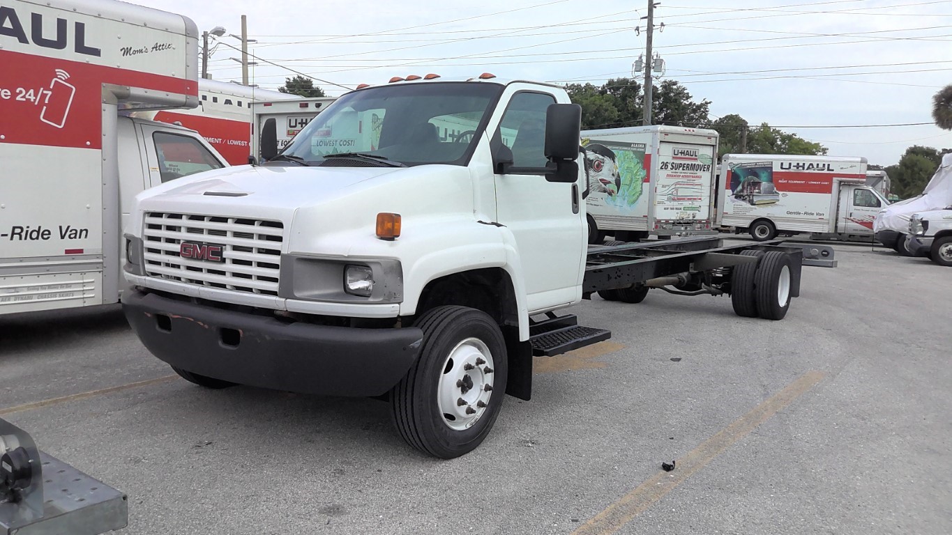 Used 2006 26 ' Cab and Chassis for sale