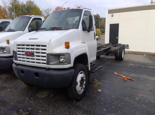 Used 2006 26 ' Cab and Chassis for sale