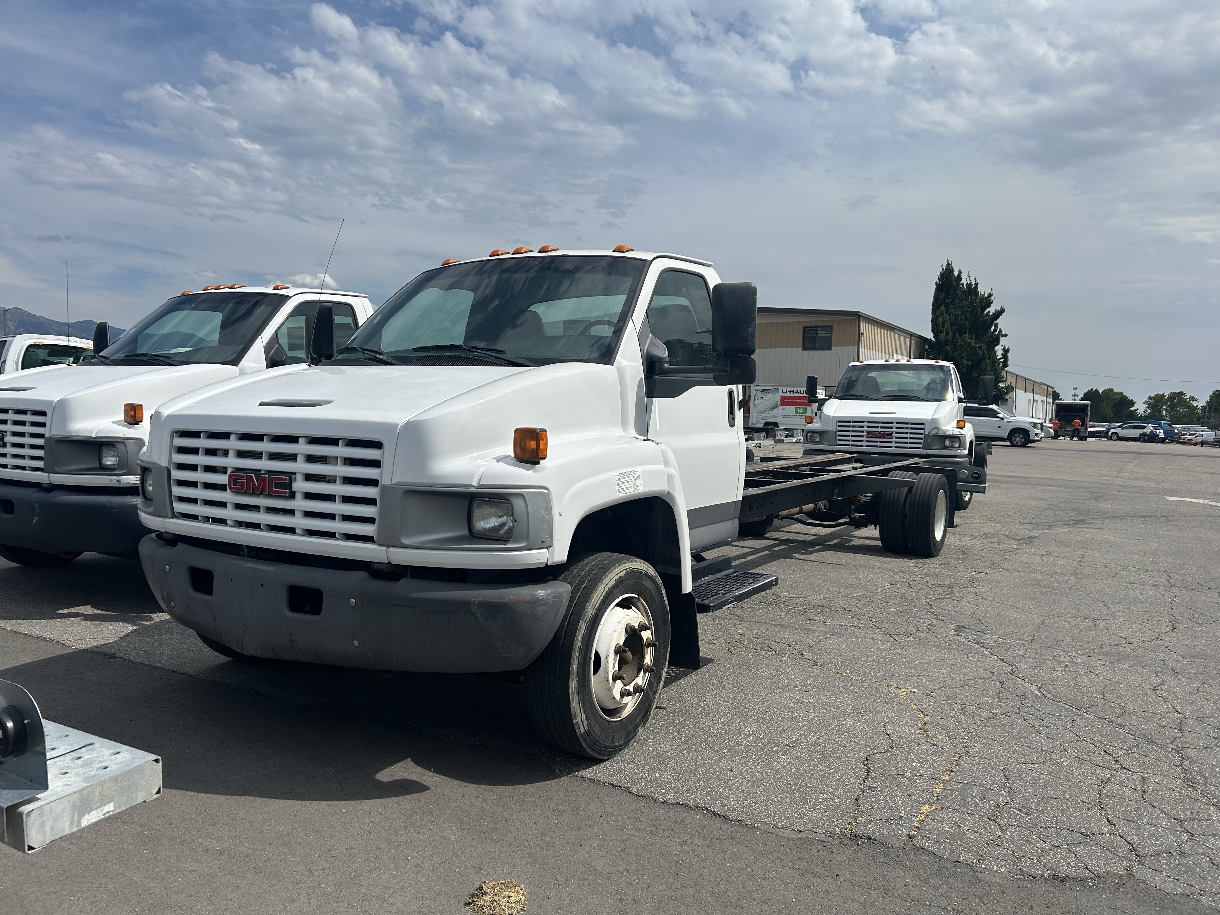 Used 2007 26 ' Cab and Chassis for sale