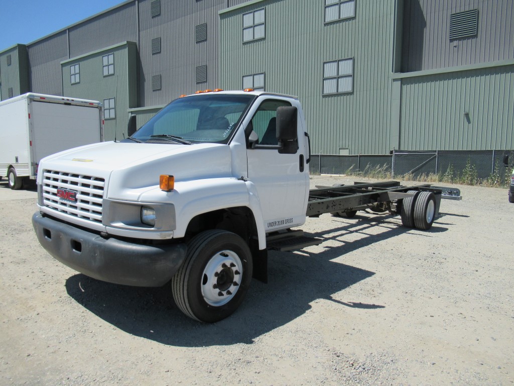 Used 2007 26 ' Cab and Chassis for sale