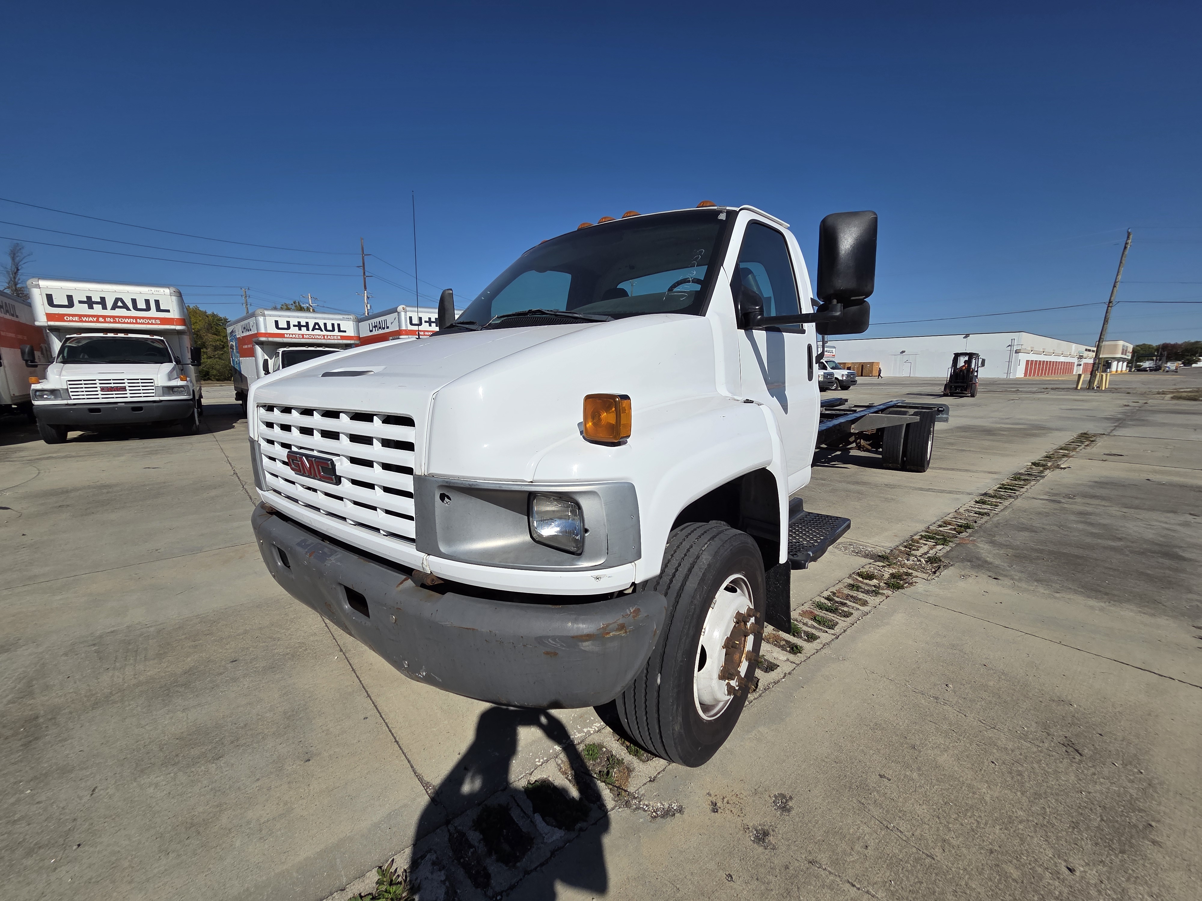 Used 2008 26 ' Cab and Chassis for sale
