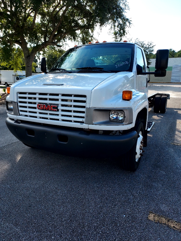Used 2008 26 ' Cab and Chassis for sale