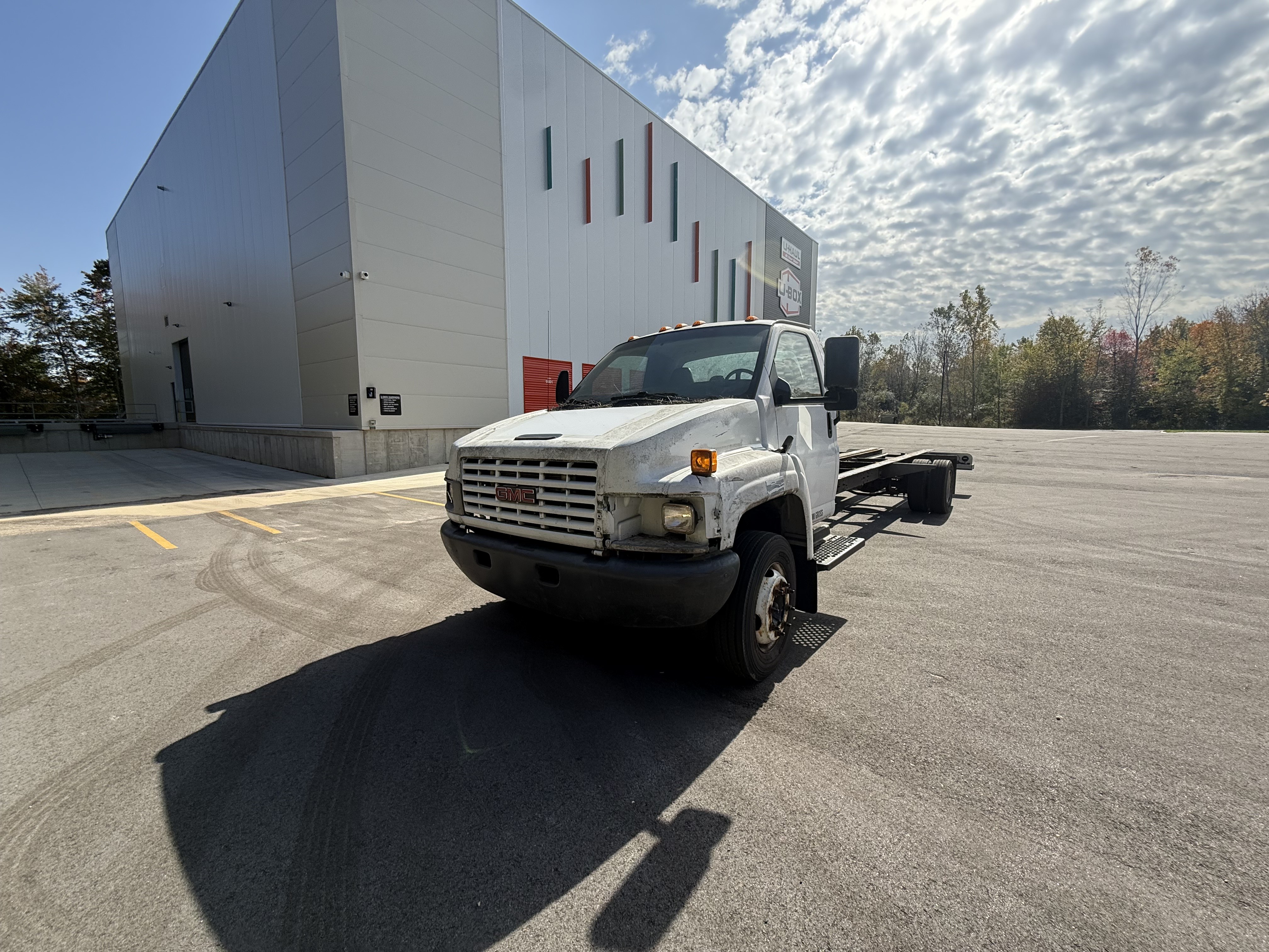 Used 2008 26 ' Cab and Chassis for sale
