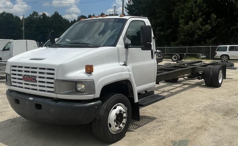Used 2008 26 ' Cab and Chassis for sale