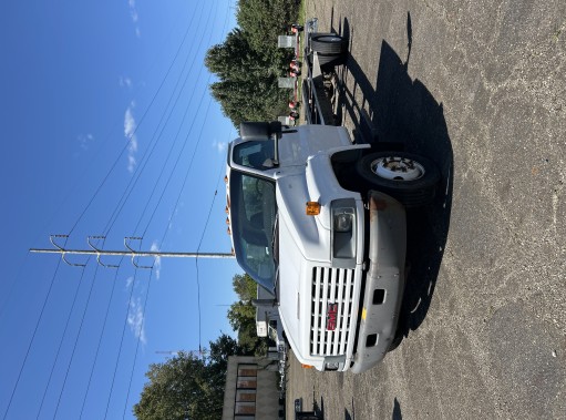 Used 2008 26 ' Cab and Chassis for sale