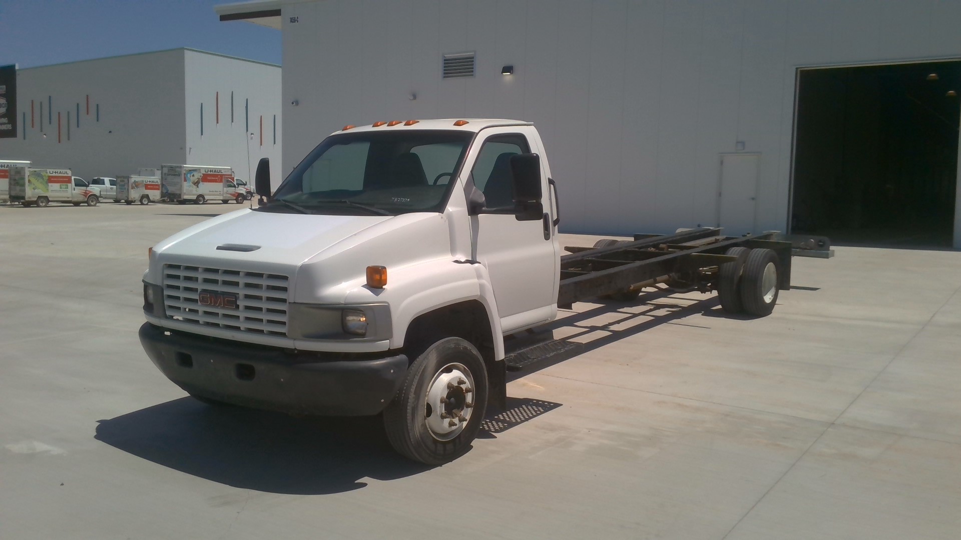 Used 2007 26 ' Cab and Chassis for sale