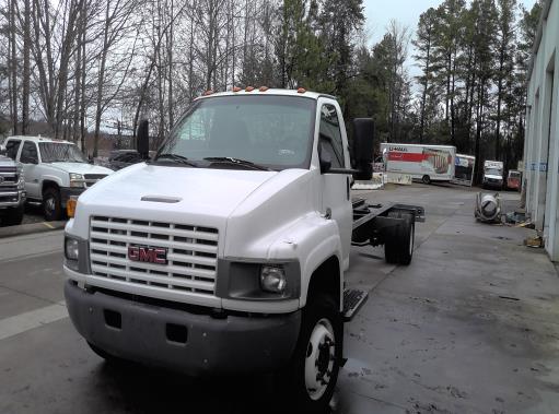 Used 2007 26 ' Cab and Chassis for sale