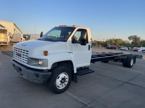 Used 2008 26 ' Cab and Chassis for sale