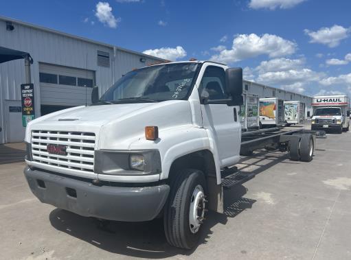 Used 2008 26 ' Cab and Chassis for sale