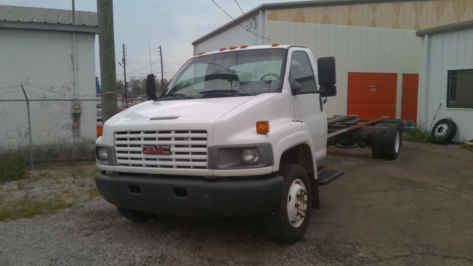Used 2008 26 ' Cab and Chassis for sale