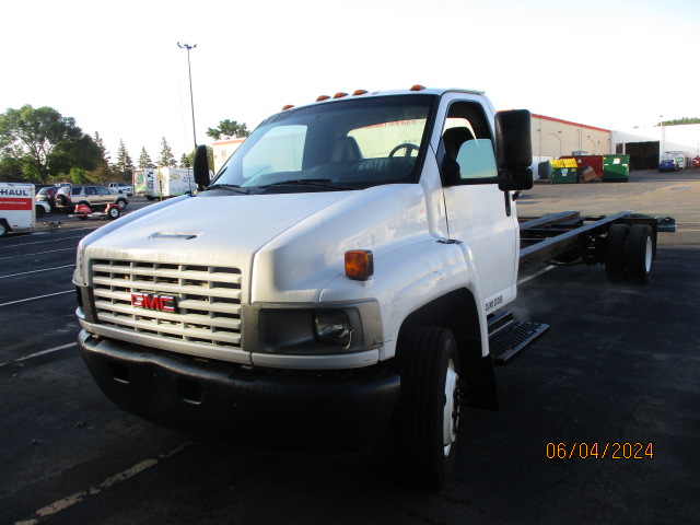 Used 2008 26 ' Cab and Chassis for sale