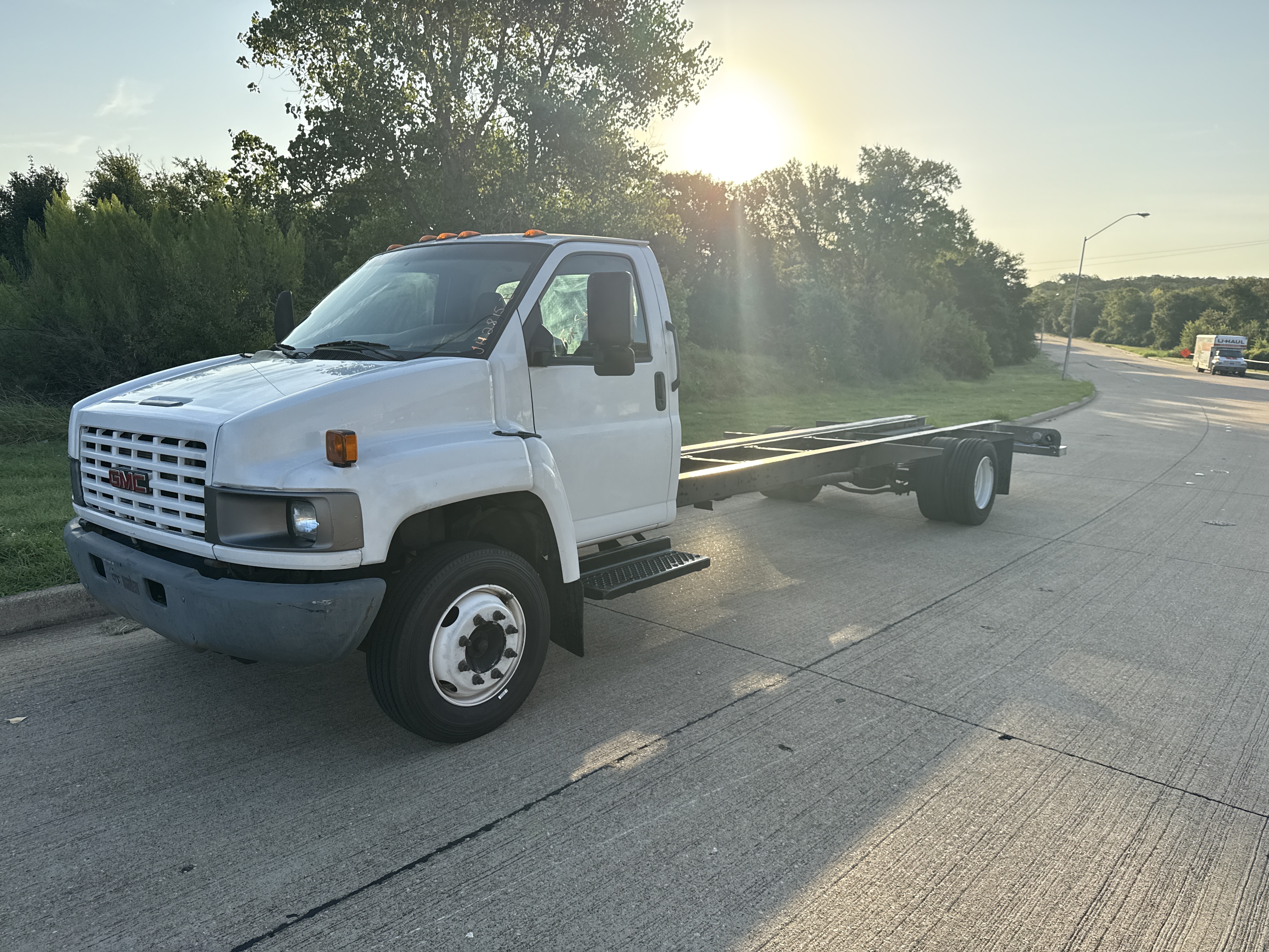 Used 2008 26 ' Cab and Chassis for sale