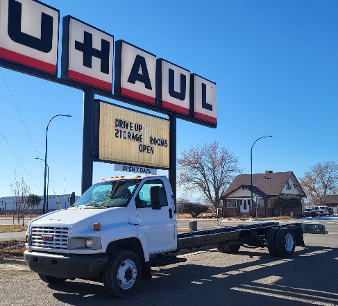 Used 2006 26 ' Cab and Chassis for sale