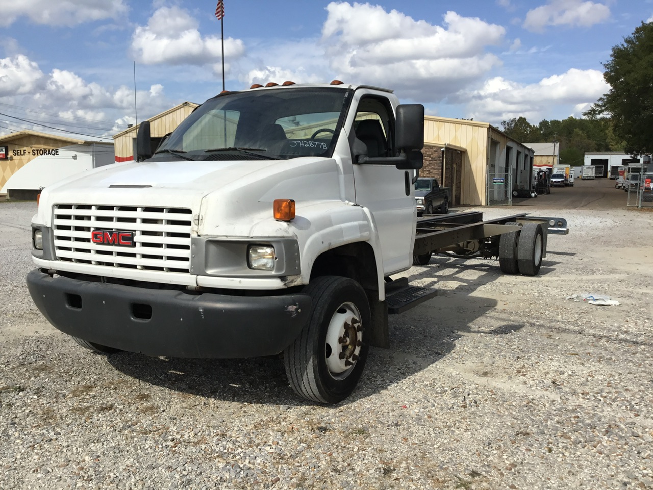 Used 2008 26 ' Cab and Chassis for sale