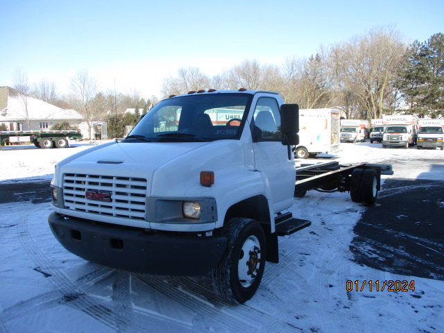 Used 2008 26 ' Cab and Chassis for sale