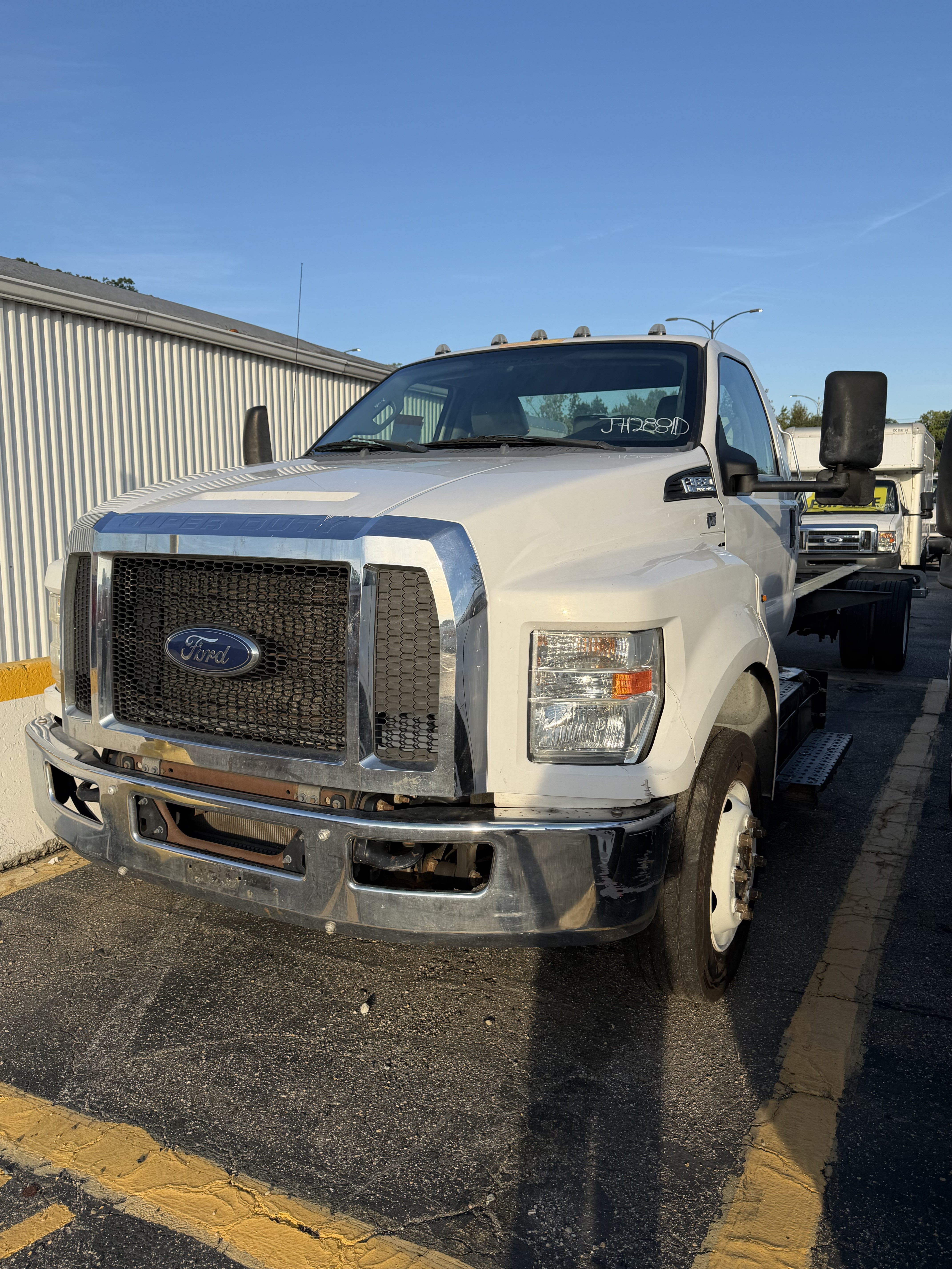 Cabina y chasis 2016 de 26 ft usados para la venta