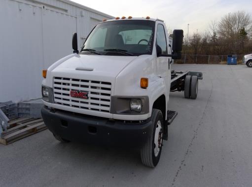 Used 2008 26 ' Cab and Chassis for sale