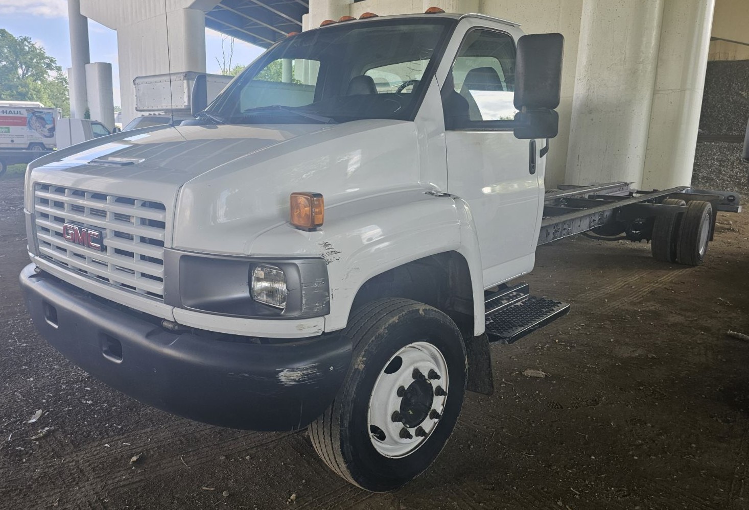 Used 2007 26 ' Cab and Chassis for sale