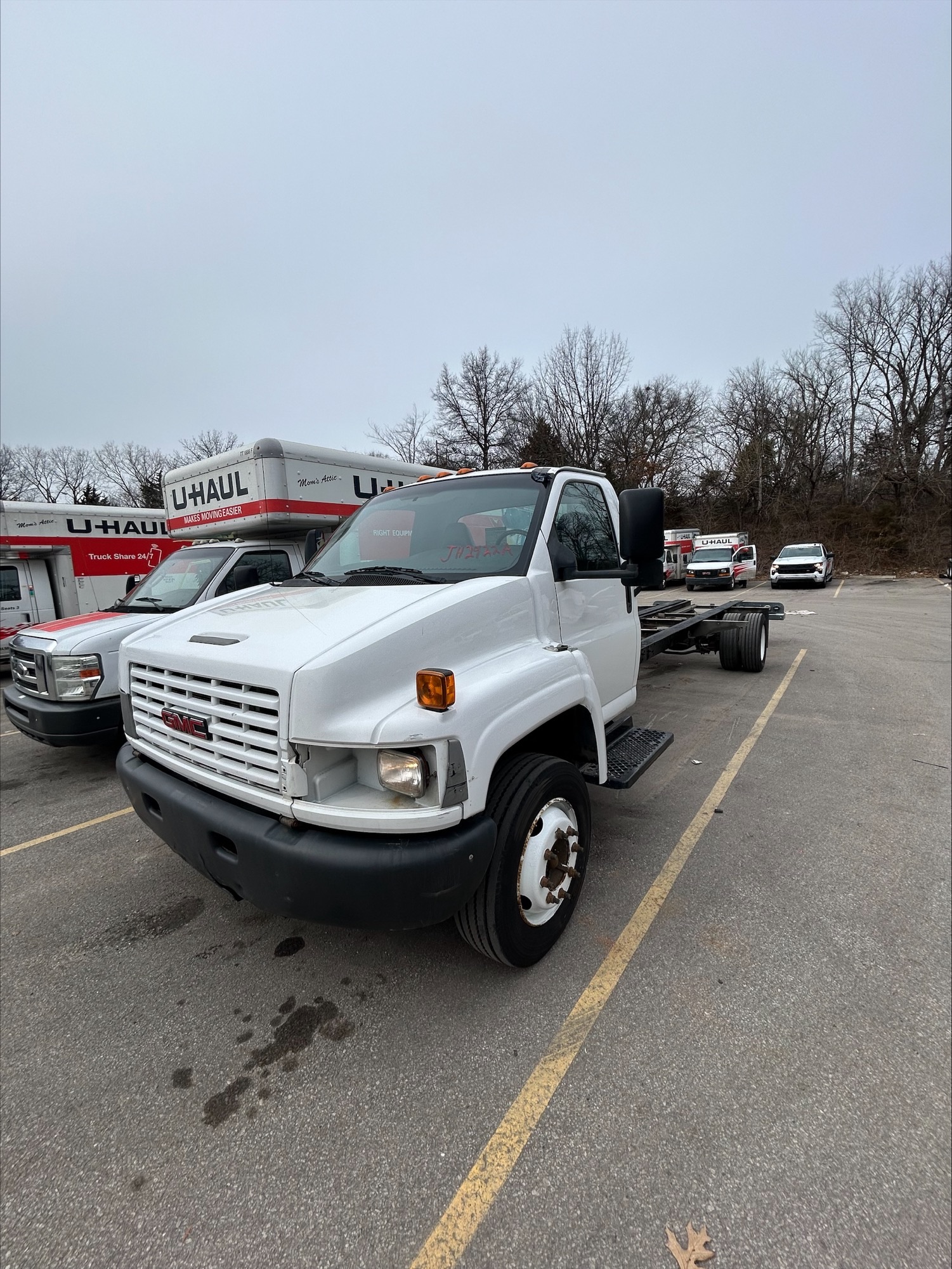 Used 2007 26 ' Cab and Chassis for sale