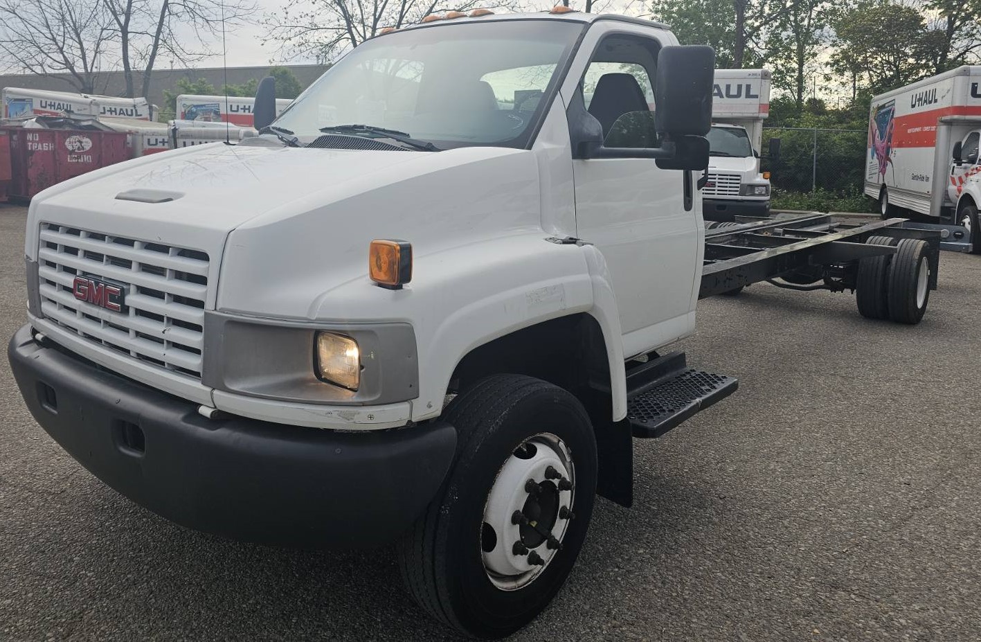 Used 2007 26 ' Cab and Chassis for sale